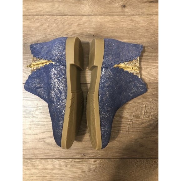 Girl's Land's End Blue Sparkle Metallic Scalloped Ankle Boots - Picture 3 of 7